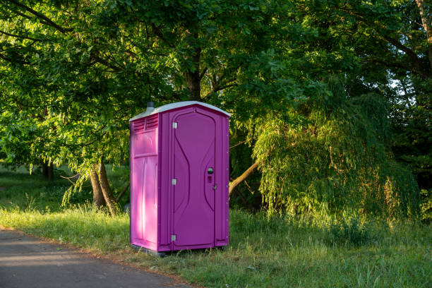 Best Portable bathroom rental  in Winthrop, IA